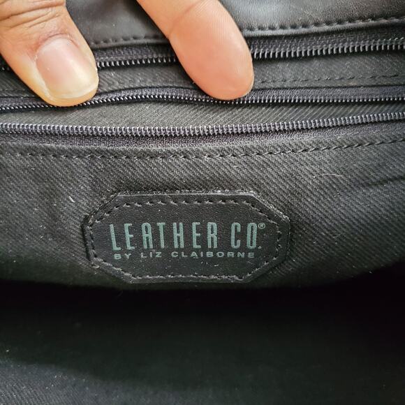 Liz Claiborne Leather By Co. Black Soft Leather Crossbody Bag Purse - Picture 9 of 12